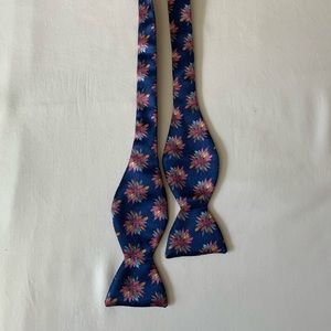 Men’s hand made Italian silk bow tie